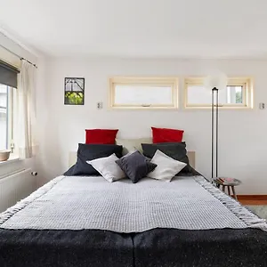 Authentic Dutch Houseboat In Zuid Holiday home