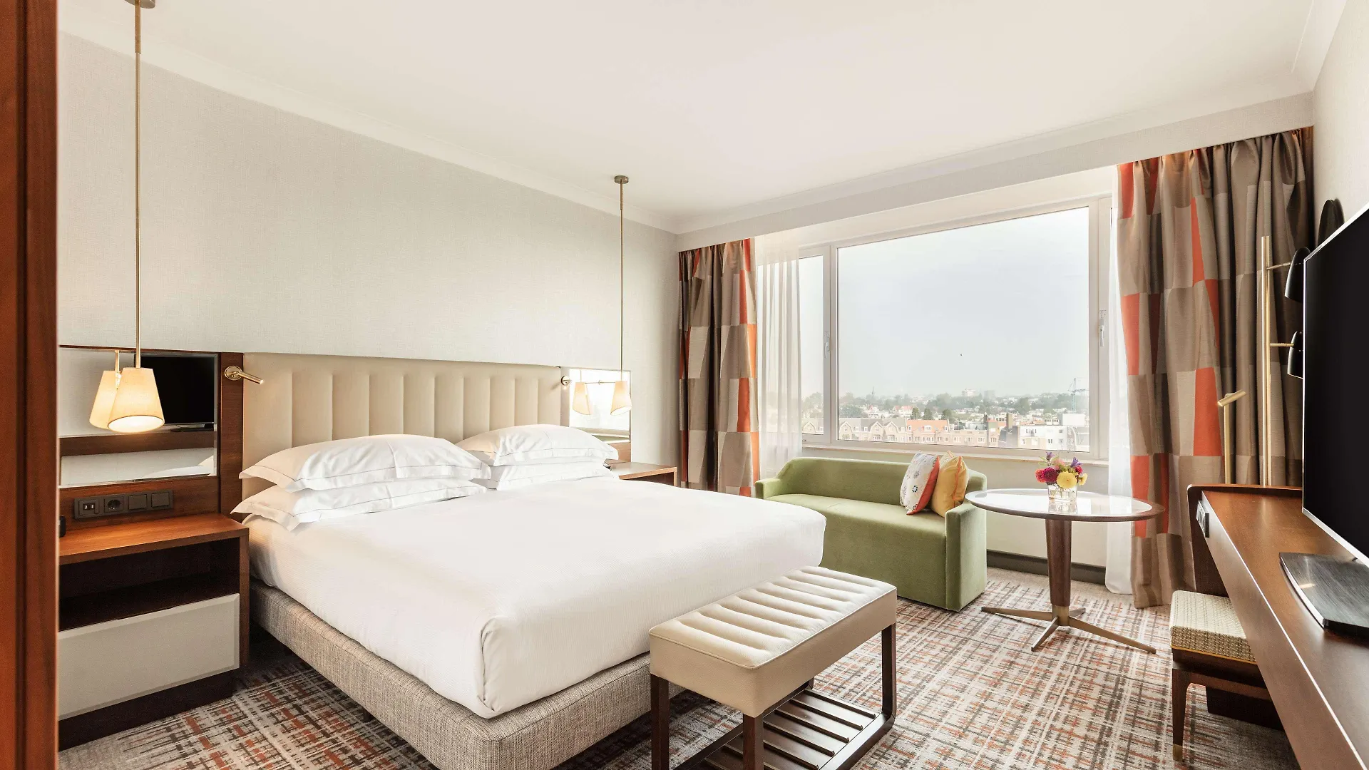 Hilton Amsterdam Hotel 5*,